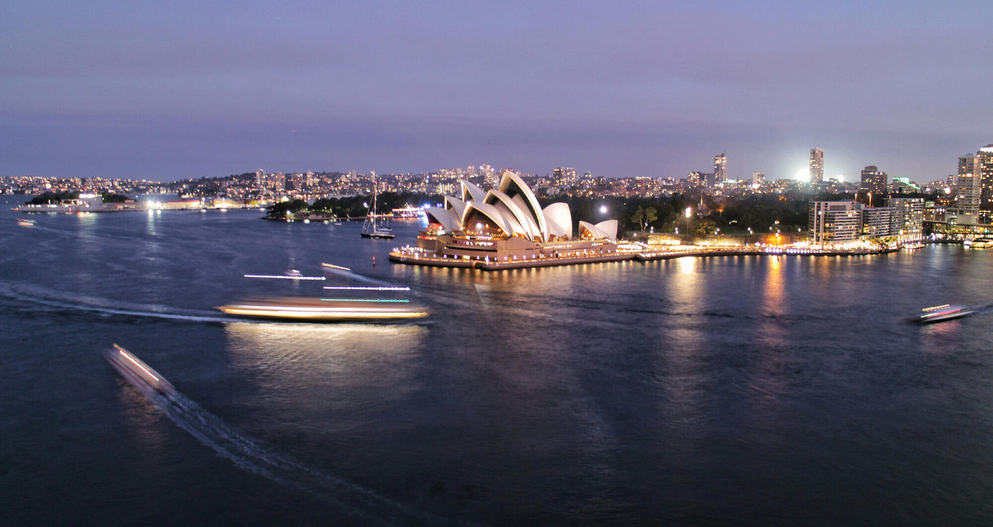 sydney-harbour-dusk-fullscreen-hero-desktop